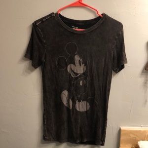 Women’s Disney graphic tee